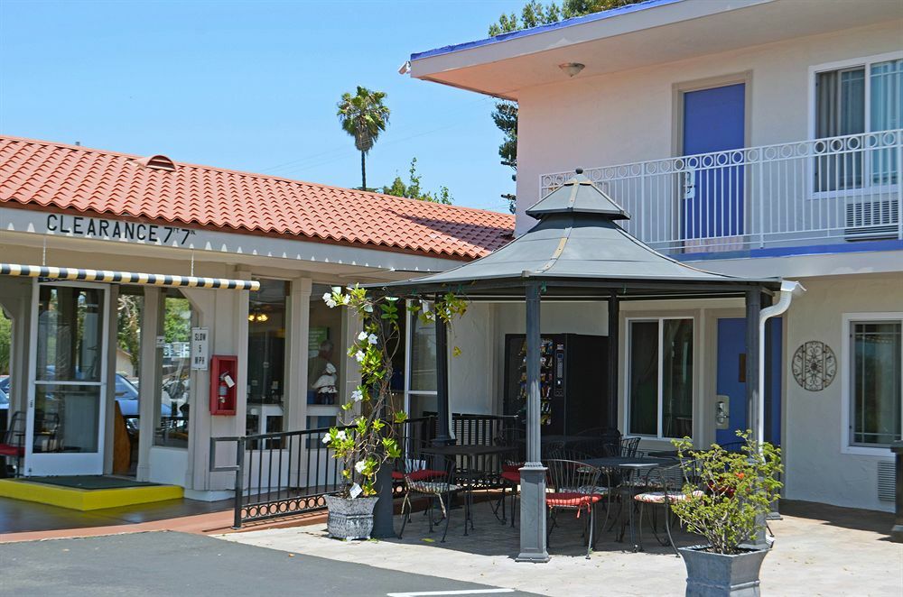 Motel 6-Vista, Ca Extérieur photo