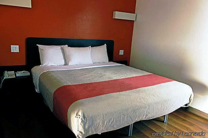 Motel 6-Vista, Ca Extérieur photo